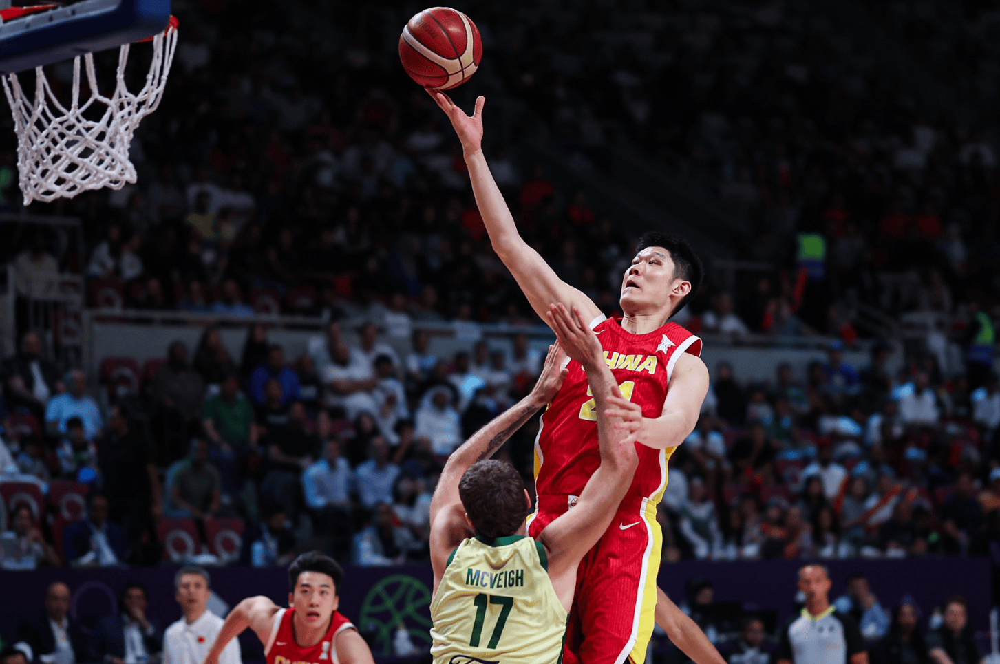 上海男篮迅速反击,稳固领先优势是什么